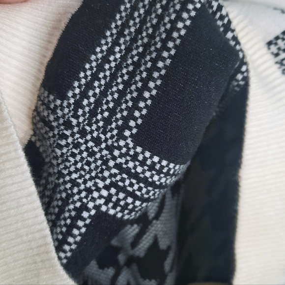 Anthropologie Bailey Pullover/Sweater - Picture 9 of 10